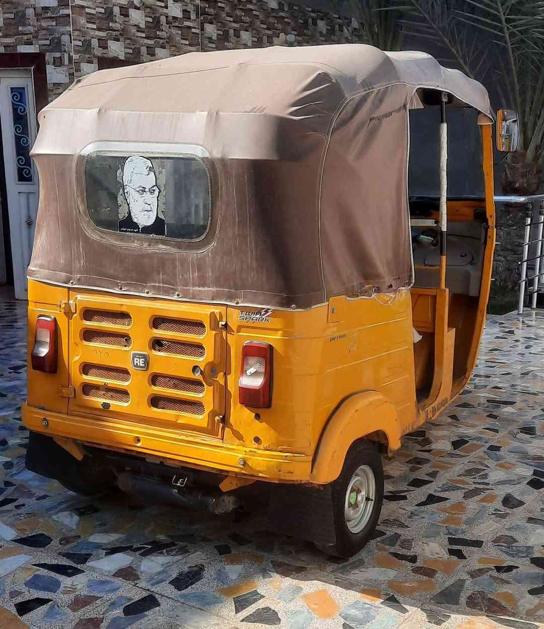 تكتك للبيع موديل 20   المكان الكوت  حي الجهاد 

السعر 6 ونص وبيه مجال     

 ***********
