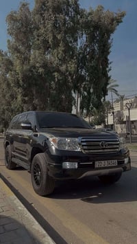 للبيع   لاند كروز VXR فول مواصفات   مديل 2011  معروفه مواصفات الاند كر...