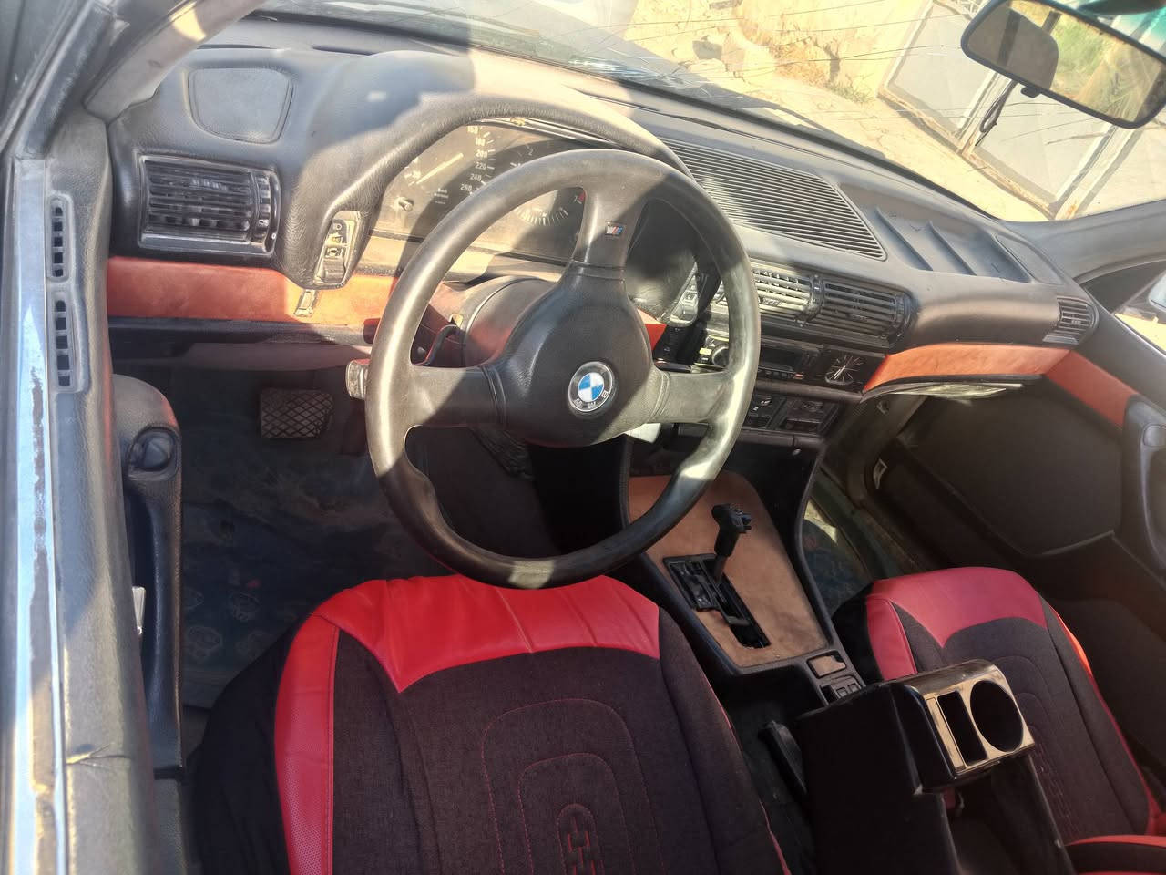 مكلف بنشر بيئم مسجله نينوى كير محرك شرط أوتوماتيك السعر ١٨ورقه وبيها مجال ومراوس هم يرهم
***********
