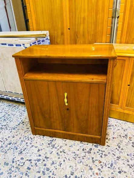 غرفة نوم  — عراقية صاج 6
نقل وشد مجاني داخل بغداد  
 تصميم حديث ولوناته تهدي النفس، مناسب لكل الديكورات
المواصفات:
الخشب قوي وثقيل
النقشات ديزاين حديثة 
السعر مناسب 
✔️ شراي فقط يدخل الخاص
✔️ للاستفسار*********** 

ملاحظة:
إذا عدك أثاث غرف — بيع / شراء — راسل خاص، مندوب مبيعات وشراي داخل بغداد فقط. بغداد
