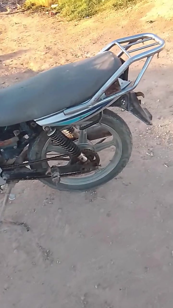 300 وبيها مجال بسيط حق الجيه 
***********
