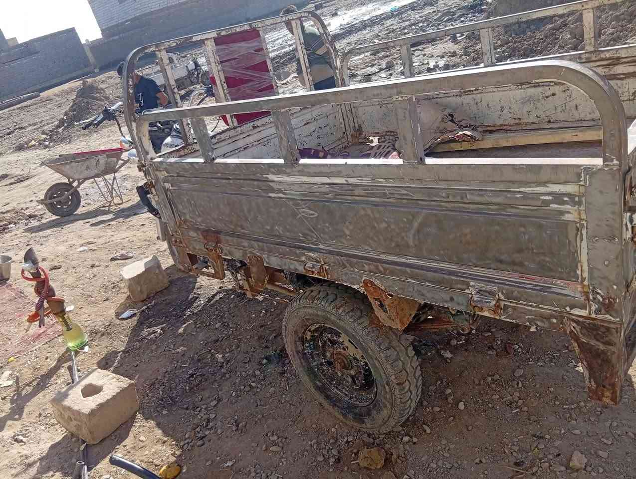 سلام عليكم شباب ستوته لبيع موديل 2016 وراق كامله ستوته حلوه مكينه ما مفتوحه
جديد لبدي عوزله بس صبغ مكانك ناصريه سجن لصلاح بحي بل سبل 

تايرات جديد تعمير شواصي كله جديد هاذه رقم الهاتف ***********

شراي يجي خاص  كربايات كله شغله سلف هندر  مو شراي لا يجي خاص
