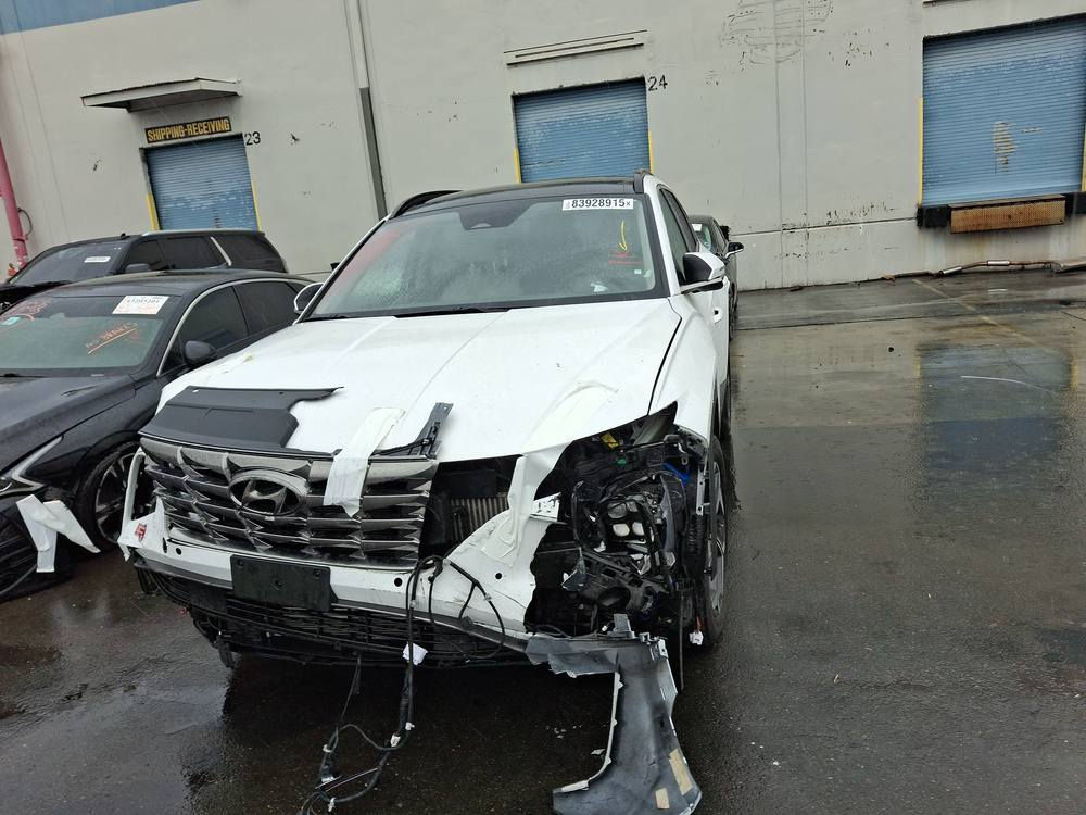 سلام عليكم توسان للبيع موديل 2024 هايبر  فول مواصفات بلاكر Plug يعني شحن منزلي وشحن ذاتي بيه مايحتاج اذكر المواصفات  معروف يوم 19بلشهر توصل الى عمان العقبة  يعني بعد 16يوم وتوصل السعر 160 بدون نقل مع النقل 184 السعر هذا السعر مطروح في عمان اي ستفسار على هذا الرقم ***********
