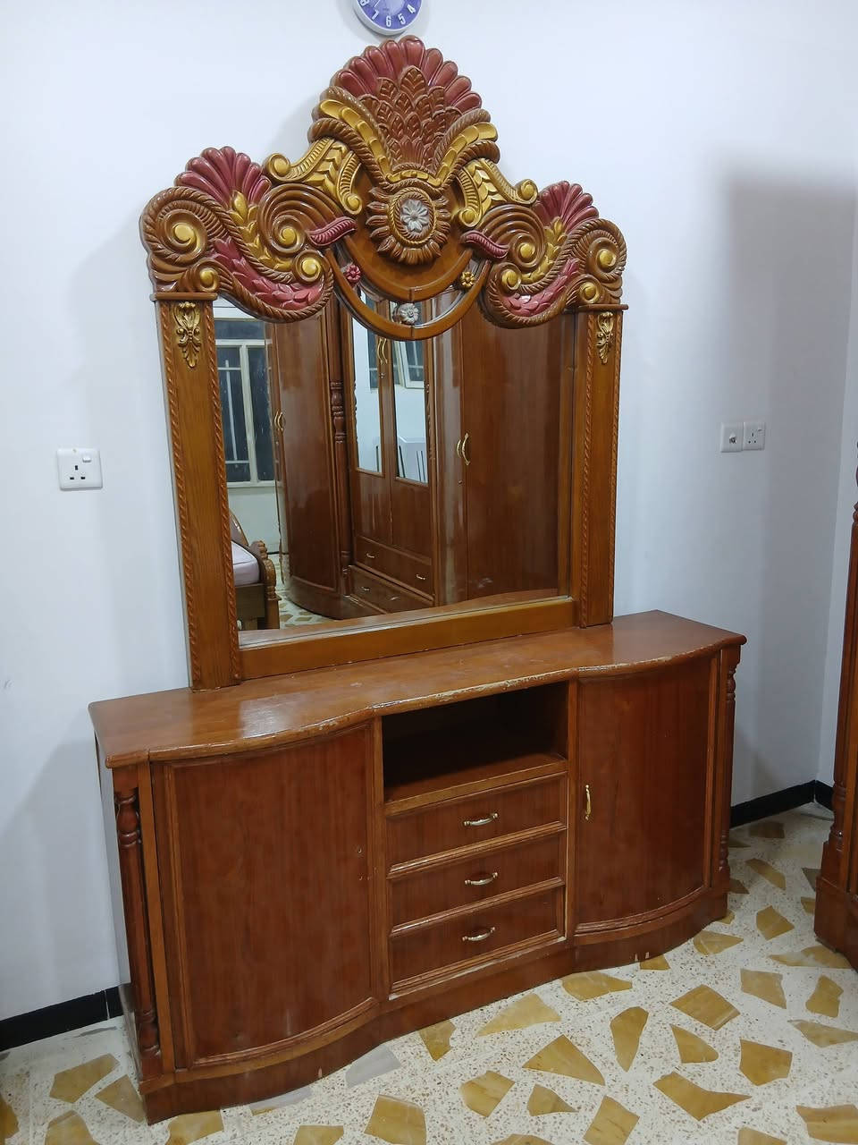 غرفة نجارة البيع ***********
