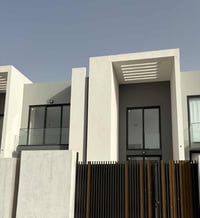 للبيع دار ٢٠٠ متر طابقين كاردنز  استلام قريب عليه قرض عقاري ١١٠ مليون ...