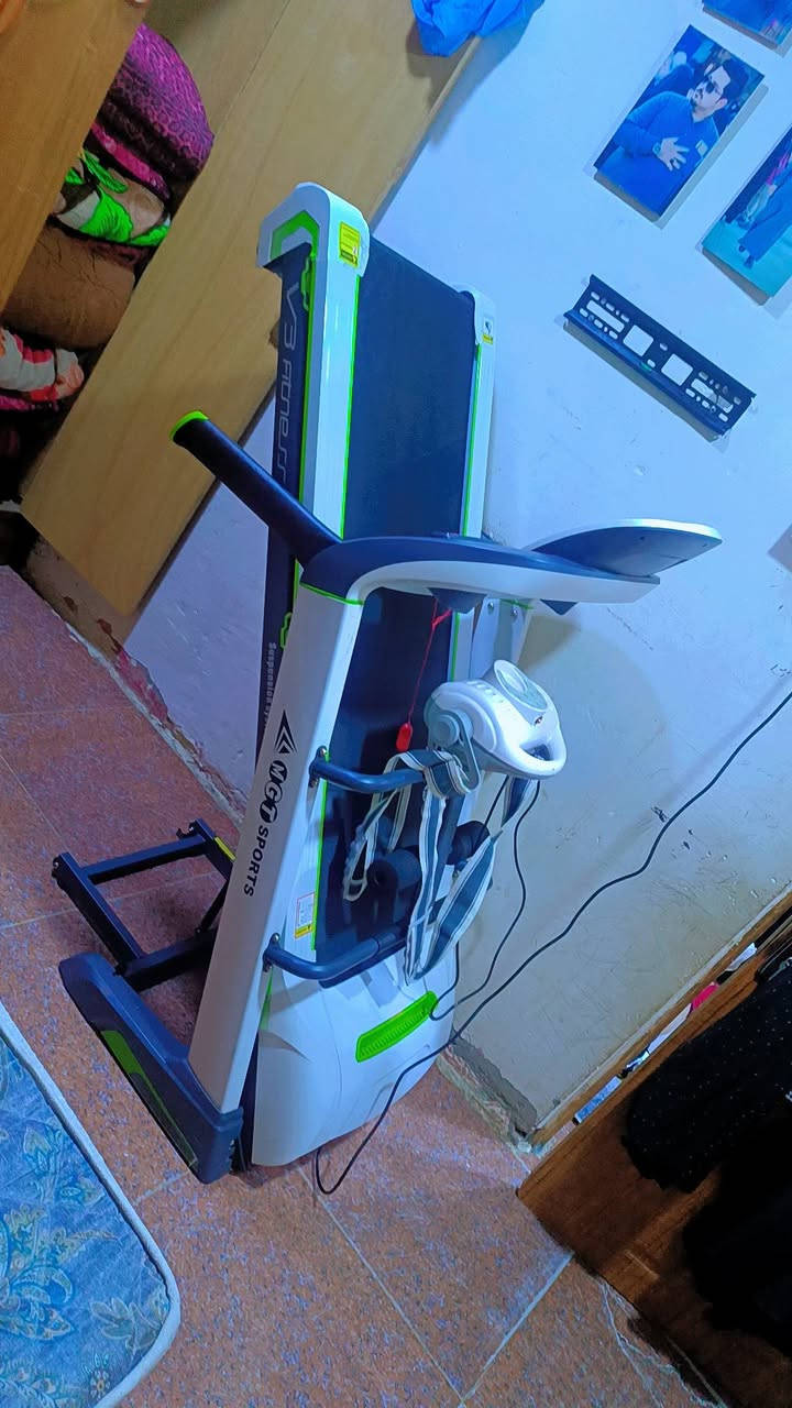 جهاز جري للبيع نضيف مستعمل 4اشهر ونص استخدام شخصي نضافة 100 زلق مابية كسر كارتون مكفول يتحمل وزن 180السعر 650 المكان بصرة قبلة
رقم وتساب ***********
***********
