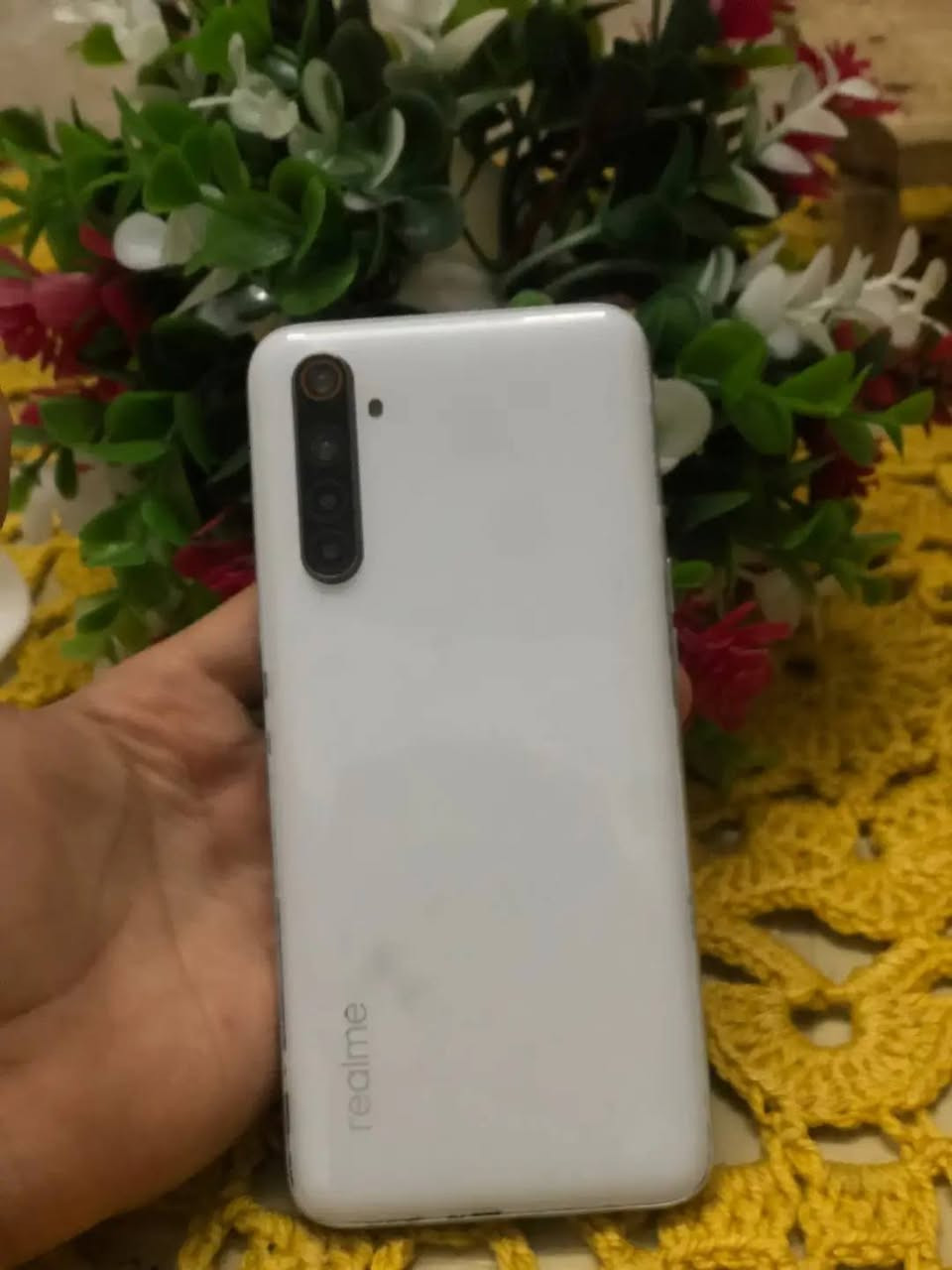 ريلمي 6 شاشة 90Hz سريعة وناعمة
⚡ شحن سريع 30W
🎮 معالج Helio G90T قوي للألعاب
📸 كامرة 64MP 
🔋 بطارية 5000mAh أداء جيد
💾 رام لحد 8GB ويا مساحة 128GB
🔥 يشغل ألعاب مثل ببجي وبيس بسلاسة
🎧 بصمة جانبية + منفذ سماعات + Type-C
🎬 ملاحظه الكامرة المامياء بيغا وصخ وصوت بي جزا شي قليل امبدل ضهر 
💰السعر 85ابي مجال حك جيتك و مراوس 
🛤️مكاني موصل جديدة قرب دورد الرسالة


**إذا كنت صاحب هذا الإعلان وتريد حذفه لأي سبب، رجاءا أرسل رسالة إلى الدعم الفني**
