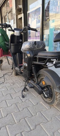 دراجة كهربائية • للبيع