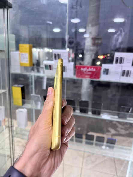 ئایفۆن ١١ دوو کامیرە
ڕەنگی زەرد ٦٤ گێگا سەداسەد خاوێن یە سیم کارت
زەمانی کۆمپیتەر و هەوا نرخی٢٧٠ هەزار گەیاندن هەیە
هەولێر - قەڵاتی نوێ ژمارە مۆبایل *********** أربيل
