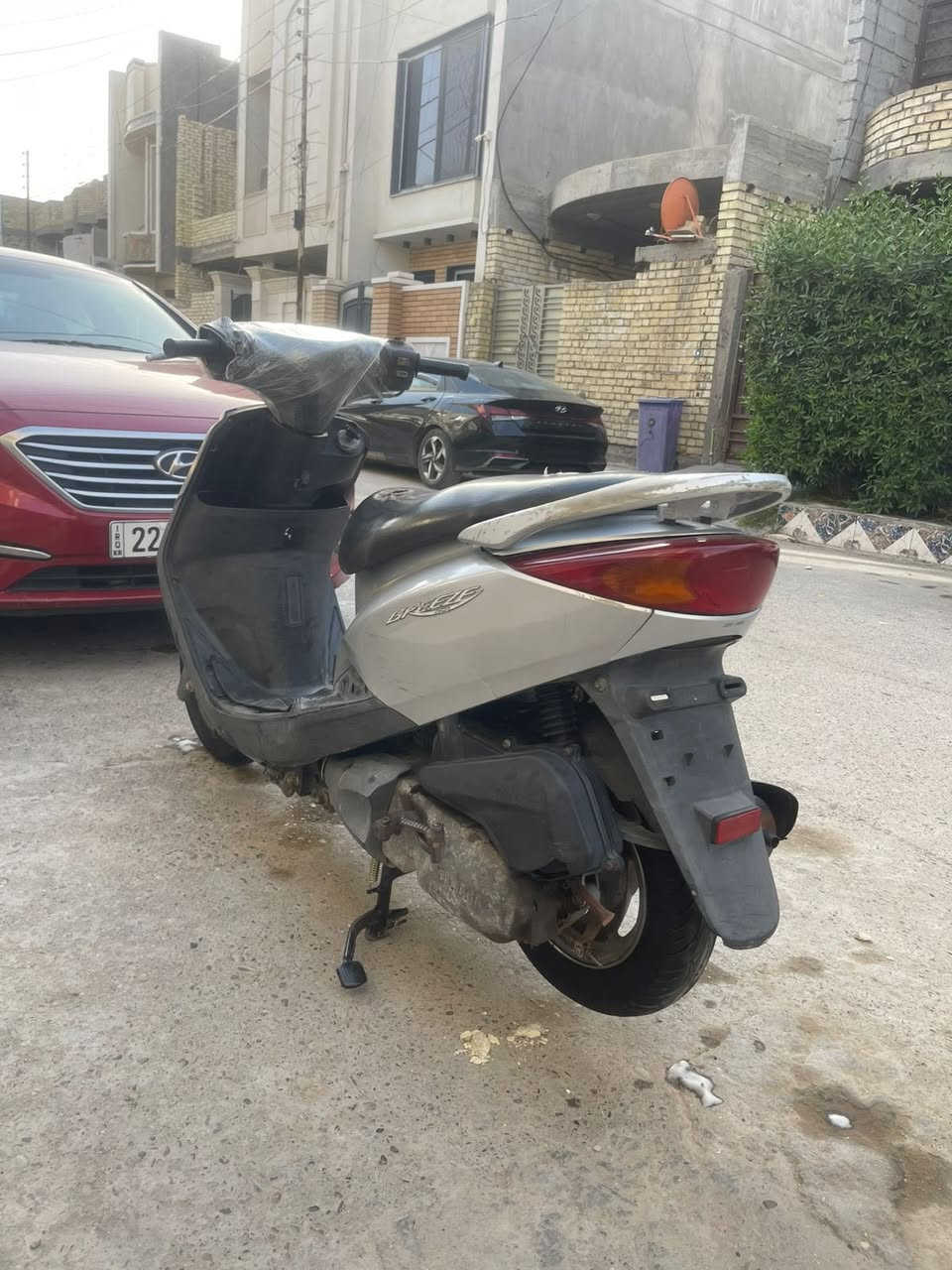 السلام عليكم
للبيع بريز نازلة من معرض دبي قبل شهر 
جديدة لدراجة جاهزة مابيها اي نقص 
لتسئلني شبيها مابيها لدراجة جاهزة ما ناقصها بس سايق السعر 550 مكاني بغداد الدوره رقمي ***********
