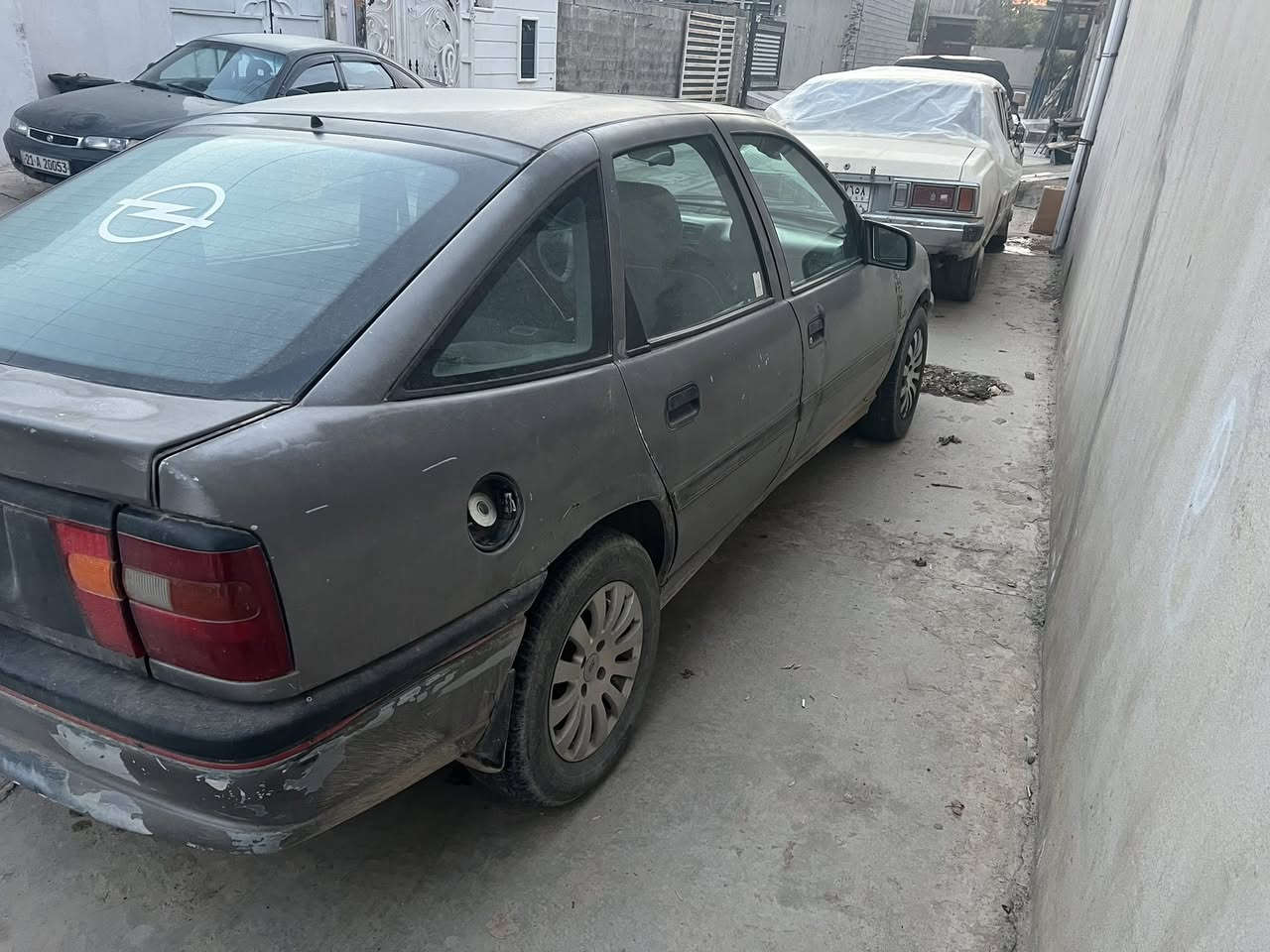 اوبل جانتا موديل ١٩٩٠ رقم اربيل سنوي منتهي ٣ سنوات و ١٠٠ الف غرامه
كير توماتيك كير و محرك بشرط سعرهاا. ٣٣ بي مجال 
0770 051 87 04
