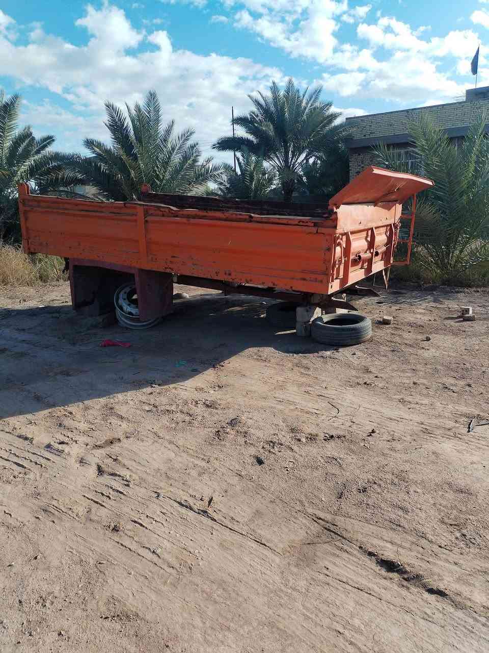 بدي. عكعك. للبيع. السعر. ١٣. ورقه.. ***********
