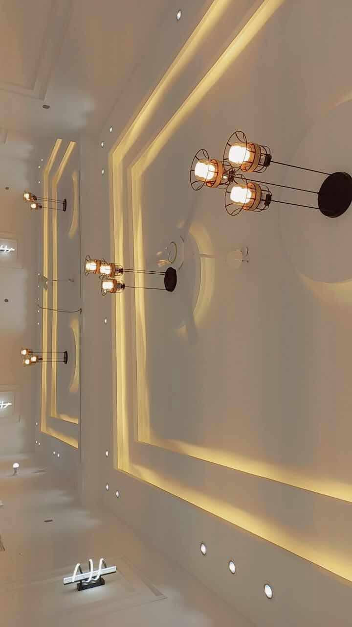 سلام عليكم اقدم لكم افضل اعمال الجبس وراقى التصاميم الكلاسيكيه وافخم انواع الديكورات والاصباغ العالميه منها شركه جوتن وشركه برجر شركات عالميه وبأنسب الاسعار لاستفسار يرجى التواصل عبر الارقام  أتصال  وتساب 
***********

ستقبل استفساراتكم بأي وقت كان 🤍🤍♥️♥️
