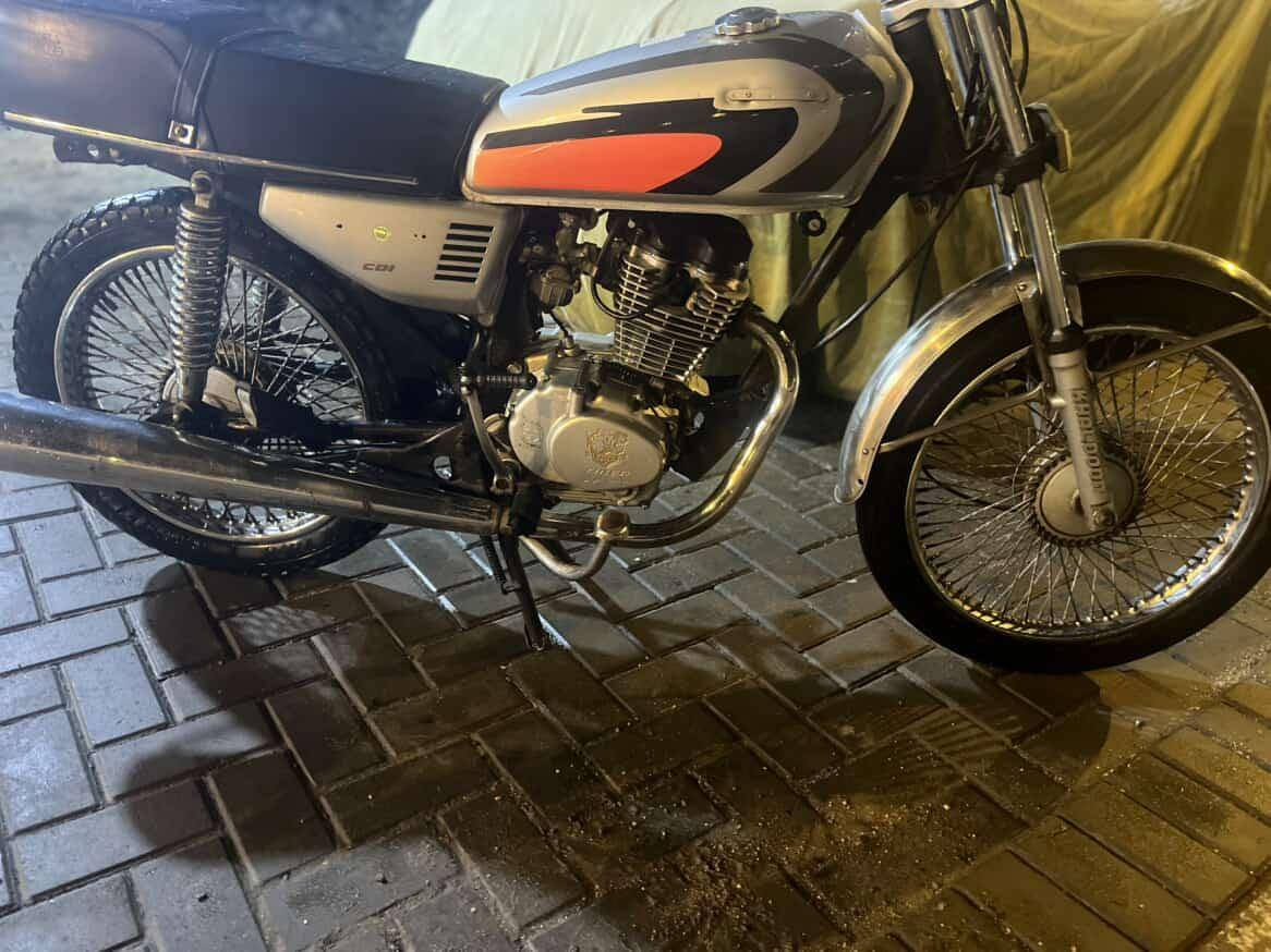 دراجه تايكر شاصي ومحرك ويلات تايكر الاصل معمرها نامة 
محرك مفتوح رقم وسنويه كامله سعرها 1250 وبيها مجال مكاني ياسين خريبط رقمي ***********
