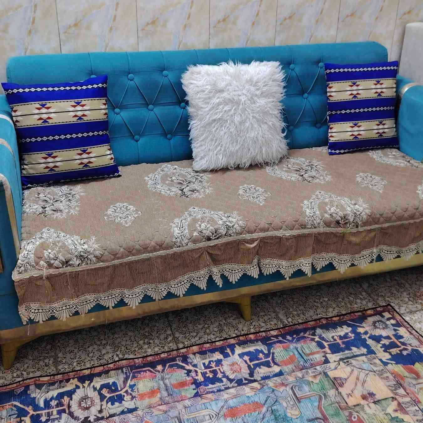 تخم للبيع 10مقاعد مع كوشات وطبله وصطيه مناقصه شي وعملي فقط القماش تعبانه مثل مواضح بصوره مرده باب الاول مشتغله موسم واحد اي شي مناقصها


**إذا كنت صاحب هذا الإعلان وتريد حذفه لأي سبب، رجاءا أرسل رسالة إلى الدعم الفني**