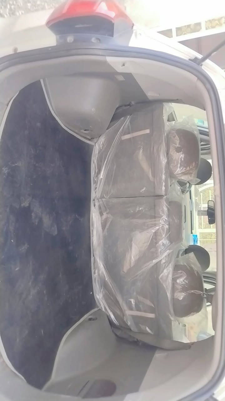 سلام عليكم للبيع سياره سبورتج 2011 وارد خليجي نص فول جاهزه كير ومحرك دوش 2000 مكفولات و تبريد ثلج (السيارة بأسمي بيع ومراوس) *********** / ***********
