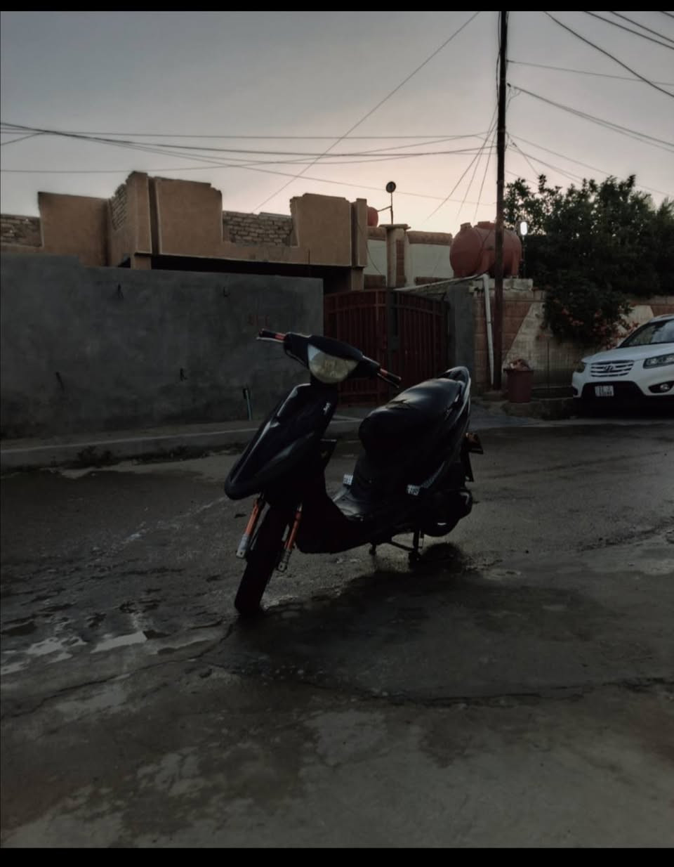 ماكس عدله  للبيع الدراجه شلعه تشك الكاع ومعدل مفولل كهربائيات كلها شغاله  كفرات بلادي ختم واحد و السوادات هم ختم واحد وياله رياضي نجمه دبلات امامي رياضي اصلي قاعده رقم قبق عمبار سبايدر كاربون  دراجه اخت الرمبه سعر 700 وبيها مجال شي بصيط. مكاني ابو غريب النصر والسلام يعني الحصوه.


**إذا كنت صاحب هذا الإعلان وتريد حذفه لأي سبب، رجاءا أرسل رسالة إلى الدعم الفني**