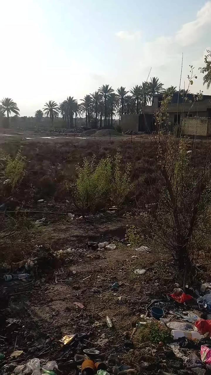 سلام عليكم عندي دونم البيع منطقه كوريش اكبال صيطرة ٧٥كامل خدمات سعر ٥٥وبي مجال حته الو مراوس سياره ***********
