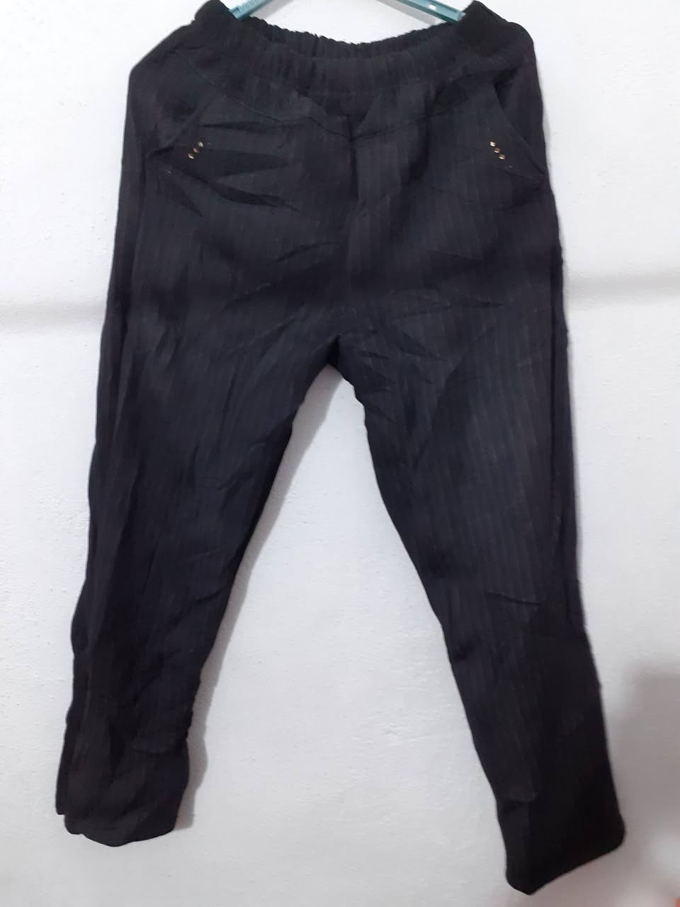 بنطرون بناتي نسائي سعر القطعه الفين دينار العنوان حي الإطفاء مقابل مدرسه الآيات محل حامد العبدلي رقم الهاتف
***********
بنطرون بناتي نسائي سعر القطعه الفين دينار
