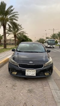 كيا فورتي 2017 للبيع  محرك 1800 دوش بحاله ممتازه ✔️  كير بحاله ممتازه ...