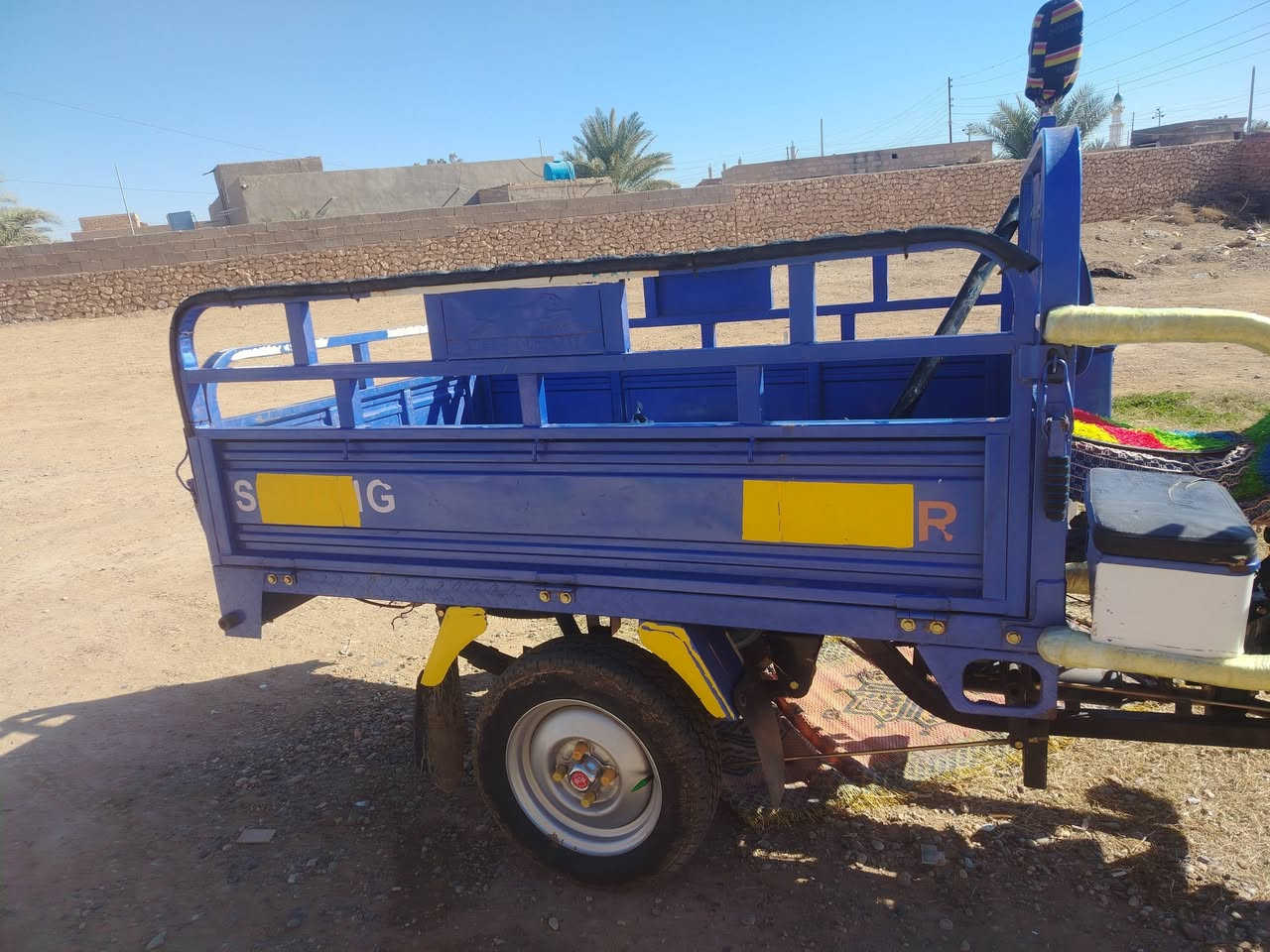 *********** ستوته موديل 23 طالعه بال 24 اوراق وقمرق محمد مزهر كامله تشك كبره ما بيها
