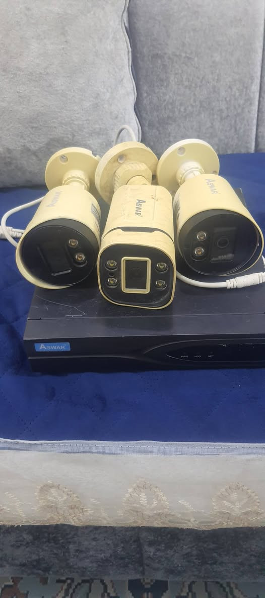 السلام عليكم
جهاز دفي ار اسوار ٢ميكا ٨جنل مع ٣كامرات ٢ميكا 
الجهاز بي عطل بس مخرج hdma عطل 
السعر ٦٠الف


**إذا كنت صاحب هذا الإعلان وتريد حذفه لأي سبب، رجاءا أرسل رسالة إلى الدعم الفني**