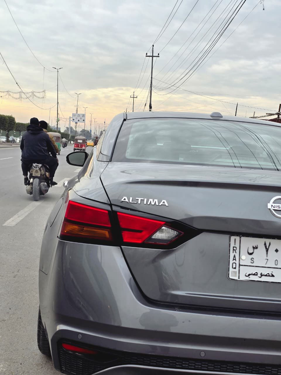 السلام عليكم نيسان التيما للبيع مديل 2020.  معوقين السيارة سنة باقي وتتحول السيارة فول مواصفات كشنات تدفئة هيتر ستيرن بصمة تشغيل عن بعد رادار امامي خلفي نقط عمياء اوتو هولد سايد بريك اكتروني كشنات كهربائي جلد اسود  شاشة الجبيرة البلاد ابل كار بلي السيارة اعلة فئة بنسختها لي هي SL  حادثها السيارة البنيد والجاملغ البنيد معدل مصبوغ والجاملغ مبدل مع رش باب السايق كلير  +توجد طخة بالهلال خلف قريب على الجاملغ هذا حادث السيارة 
سعر السيارة 128 بيها مجال بسيط جداٌ . للستفسار الاتصال على الرقم ***********
