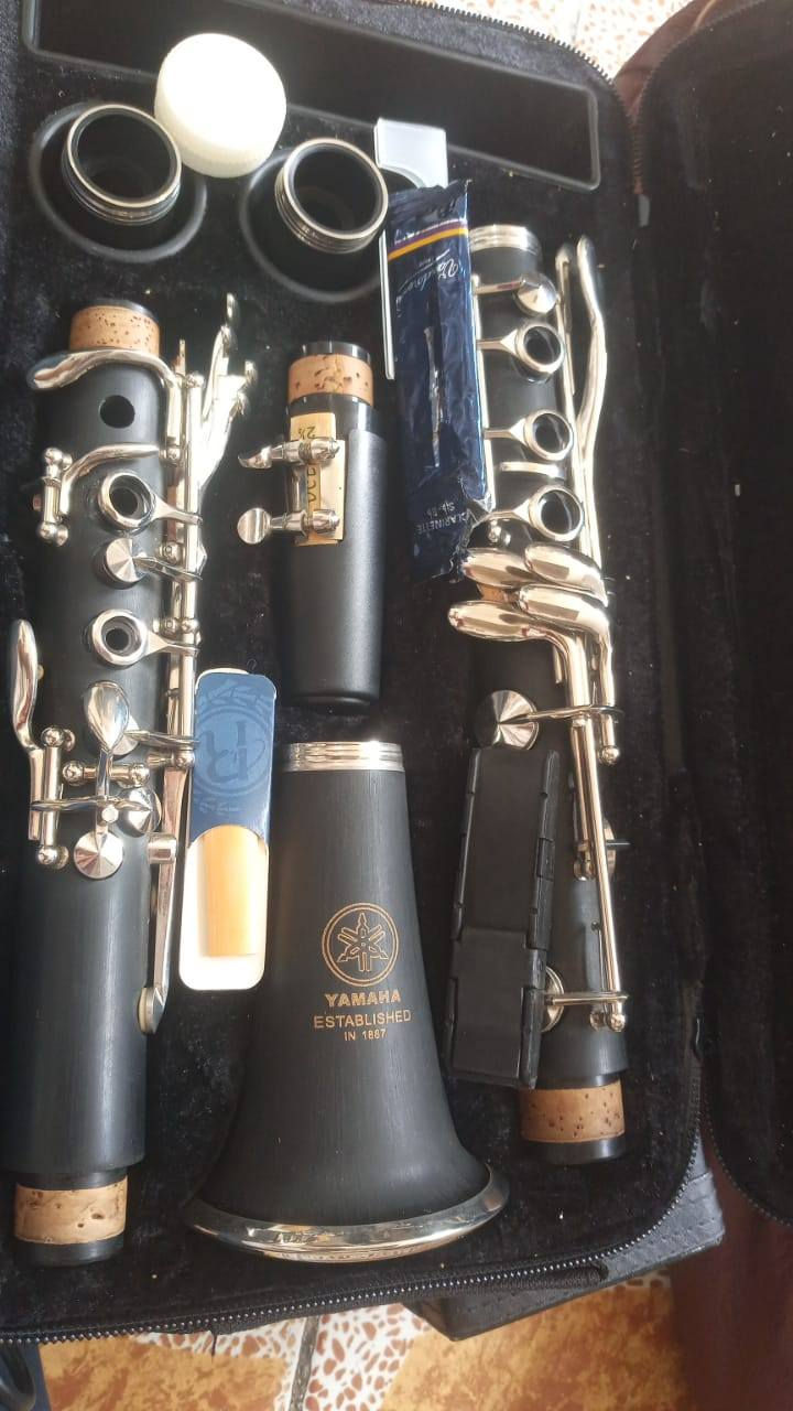 عروض ع جميع الآلات الموسيقيه باسعار مناسبه للاتصال واتس اب ***********
