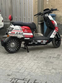 كاسحه ستخدام قليل وصل موجود بيها جكات تصعد ونزل ع الريموت ملف ٥٥٠٠ صار...