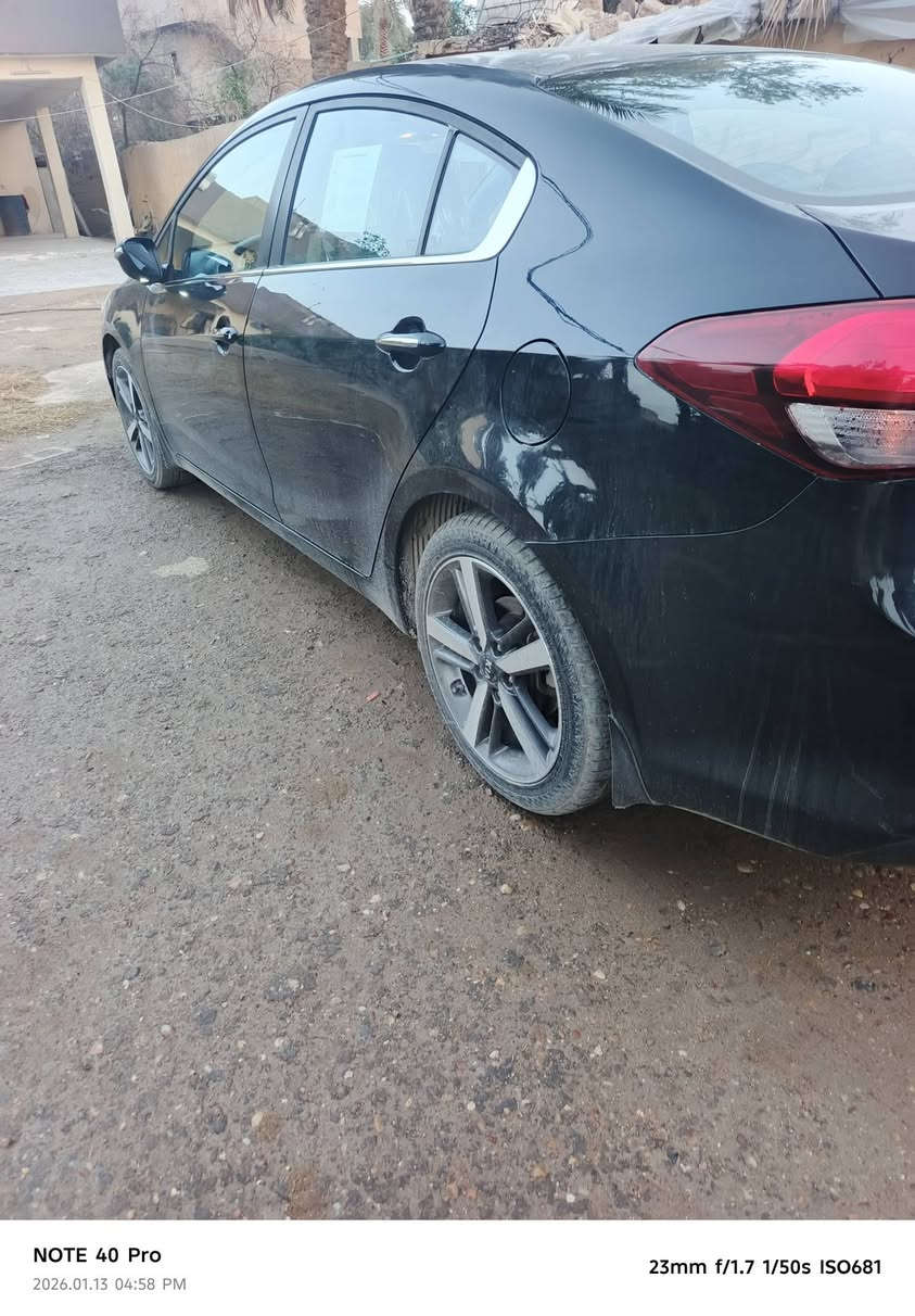 للبيع سيراتو
فول موصفات شبر بارد بل دعاميه
موديل ١٧
خليجي   
رقم سليمانية 
محرك 2000

ماشيه 57
تبريد قطعتين 
منافذ شحن قطعتين 
مثبت سرعه شاشه +كامره
السعر 155 وبيه مجال
عنوان  بغدادالمدائن 
***********
