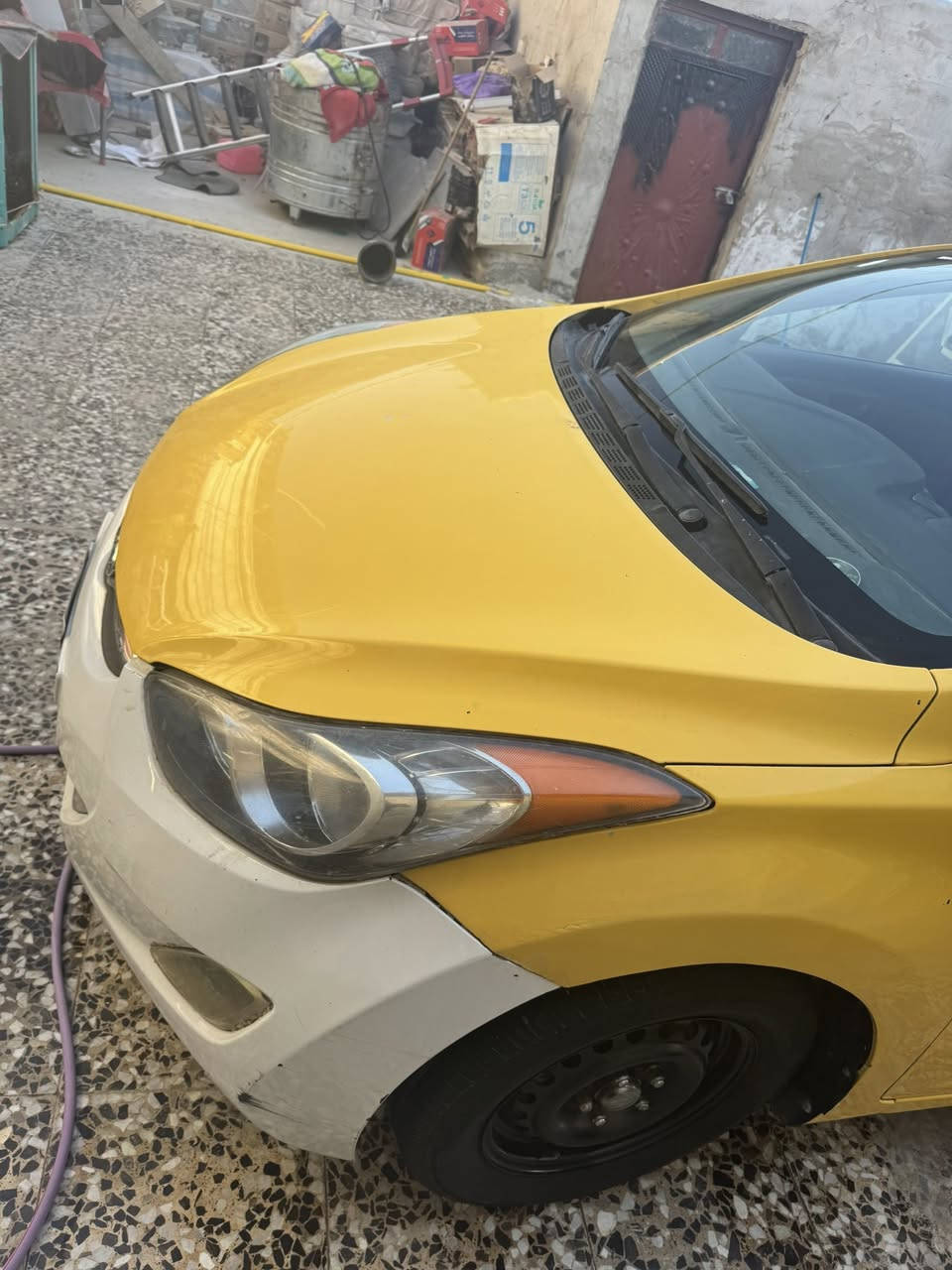 النترا ١٣  مكاني مدينة الصدر  سعر ٩٢   كلشي موضح بالمنشور حادثها. بابين معمرات نفسهن و سونر موجود يمك شوفه وخابر  ***********
