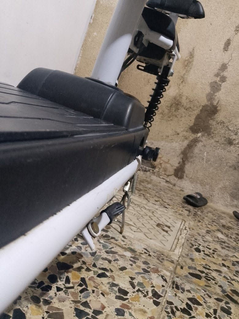 دراجه شحن بيع مواصفات فول
اربع بطاريات 
نظيفه مابيه عطل
حجم اربعطش
سعر 170بيه مجال
عنوان الامين الثانيه


**إذا كنت صاحب هذا الإعلان وتريد حذفه لأي سبب، رجاءا أرسل رسالة إلى الدعم الفني**