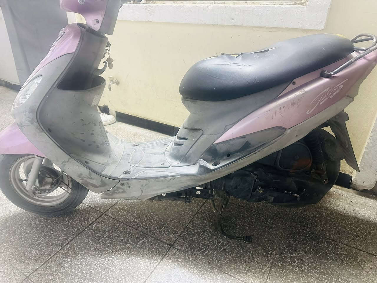 السلام عليكم دراجه ماكس منغولي مجفته جديد دراجه بلاديه نقص فقط سلف عنوان العبيدي الاتصال ***********
