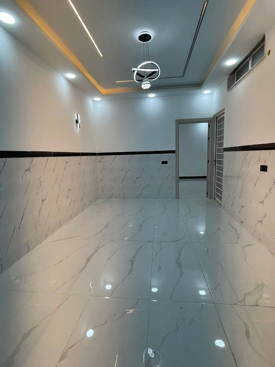 دار للايجار 🏠 

حي الحدباء مقابل أسواق الجزيرة 🛒.         مساحة 120 متر ⚡ بناء حديث زيرو فارغ 🔑 

طابقين كاملة ✅  

3 غرف نوم هول استقبال مطبخ صحيات كراج ✨ 

للاستفسار الاتصال على الارقام التالية 

***********.   📱 ***********.  📱    ***********.  📱
