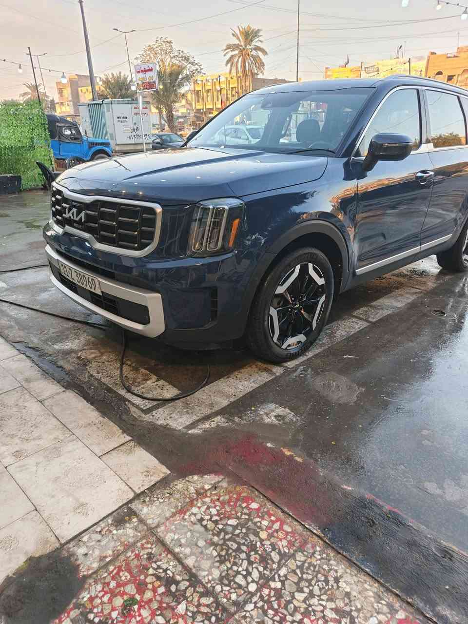 السلام عليكم
توليرايد 2023 
ماشيه 49 الف 
فول مواصفات. عدا الجنطه والمري 

حادثه شي بسيط بدون استبدال 
وهذه رقم الشاصي  موجود بلصور لمعرفة صور الحادث 

العنوان بغداد - حي اور 
***********
