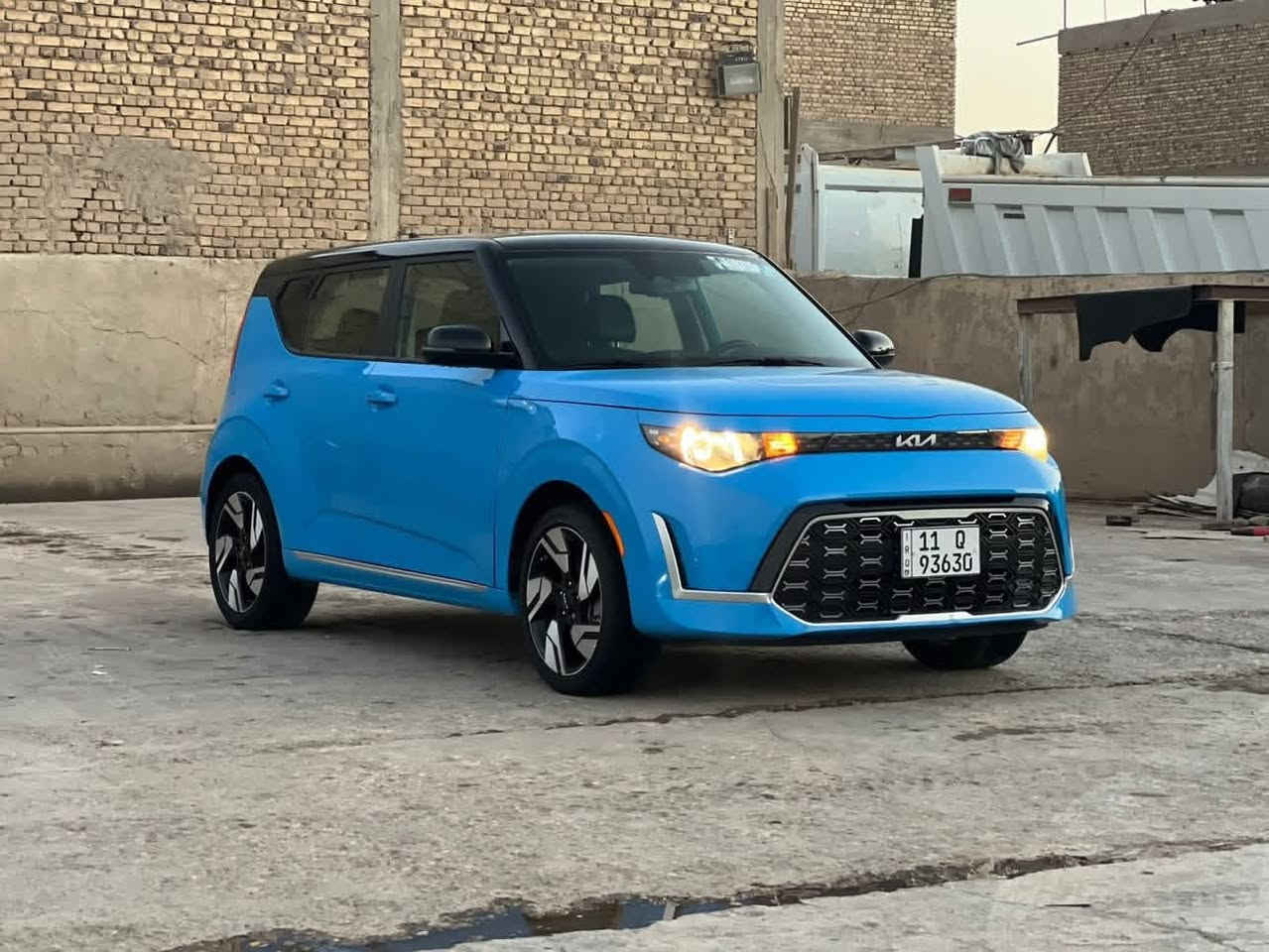 سلام عليكم للبيع كيه صول موديل 2023 فول موصفات جيتي لاين بصمه وشاشه كبيره ولمس كامره دواره رادار مامي وخلفي شغال ورادار يمنه ويسره حساس طارات لد خلفي شغال اشاير بل مري توقف ذاتي انضمه قياده ولكب كروم حجمه 18 حجم المحرك 2000 دوش تشغيل عن بعد نضام ترحيب دواخل صاج اسود ملكي وبيبان ابيض بلادي كشنات جلد مخمل شاحن واير لس تبريد بيانو تحكم جهتين حاكيه مانع نزلاق شاشه كبيره ولمس كامره دواره دبل رف خلفي قماره سوده بلادي السياره مكفوله من الصبغ التبديل والغرق والبارد والشخط كفاله عامه ماعده الجاملغ فقط مرقم بغداد رقم جديد ***********
