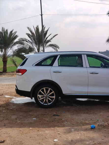 سلام عليكم
سورنتو 2018
خليجي 
المواصفات 

تشغيل بصمه 

امري شفط 

صندوگ كهربائي 

حساسات امامي وخلفي 

سته سلندر 

تخم تاير جديد 

مكفوله من الظربه والصبغ 

محرك مكفول مامفتوح 

رقم قادسيه بسمي 

سنويه صلاحيتها لل28

مكان السياره 

النجف الاشرف قظاء المشخاب 

الاتصال 

***********

السعر 265وبيها مجال 

🌹
