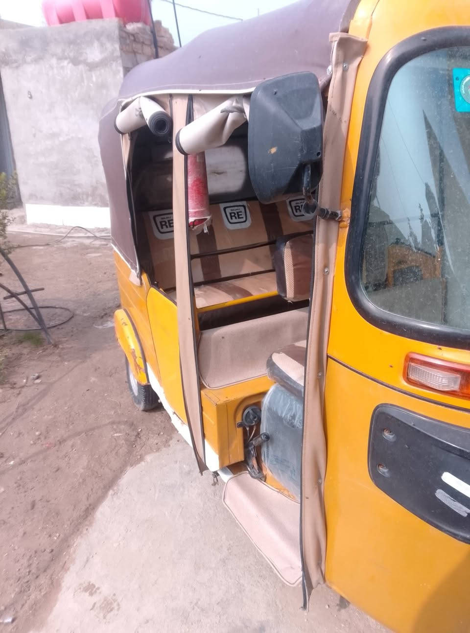 سلام عليكم
تكتك خير من الله ما نقصه ولا برغي اقره التفاصيل للاخير اله تتصل تكتك موديل 2020. رقم انكليزي ب اسمي ثاني يوم احولك امحدثه 2021 بيبان جادر جديد تخم تايرات جدد لايت زنون اشاير سكنات كلها شغاله دوشمه جديدة تكتك كبل للشارع السعر 6300 وبيه مجال حك الجيه الرقم بي واتساب *********** اتصل وبيك خير ودلل
