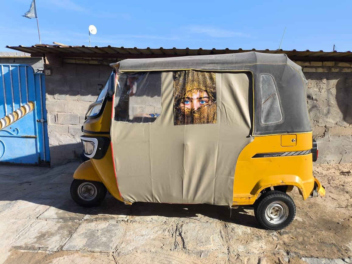 تكتك موديل 20 رقم وسنويه تكتك نضيفه فلو بس راعيه ماندله  ***********0
