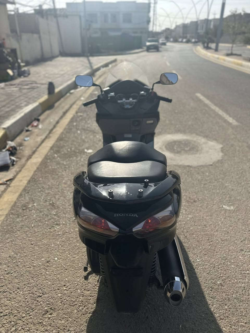 سلام علكيم 
فورزه 010 للبيع دراجه مكفوله من كلشي محركه 250 اسود اصل نقطه صبغ مابيه شرط لفحص دراجه مخزنه حتى ما استخدمه بدون رقم ولا گمرگ دراجه رمبه على ايدي ممشاه 35 الف گلوبه زنون ابيض دراجه ما ممدود عليه ( سبانه ) مكاني الرمادي للستفسار اتصال على ***********
