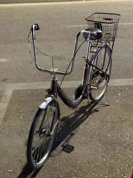 پاسكيل بو فروشتن فافون +سێ گێڕ
نرخ 75,000
***********
