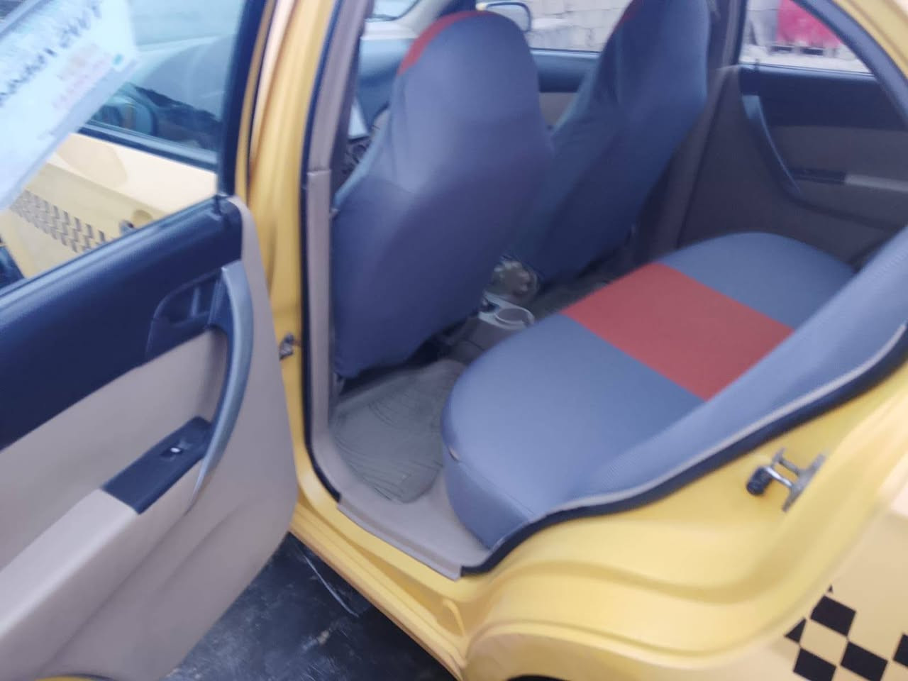 افيو موديل 2011 رقم بغداد دولي بسمنه جاهزه مكينه وكير حداديه مكينه مفتوح خليجي 1400 مصفره هيئه وغرامات مكاني نجف مشخاب
السعر 63 
***********
