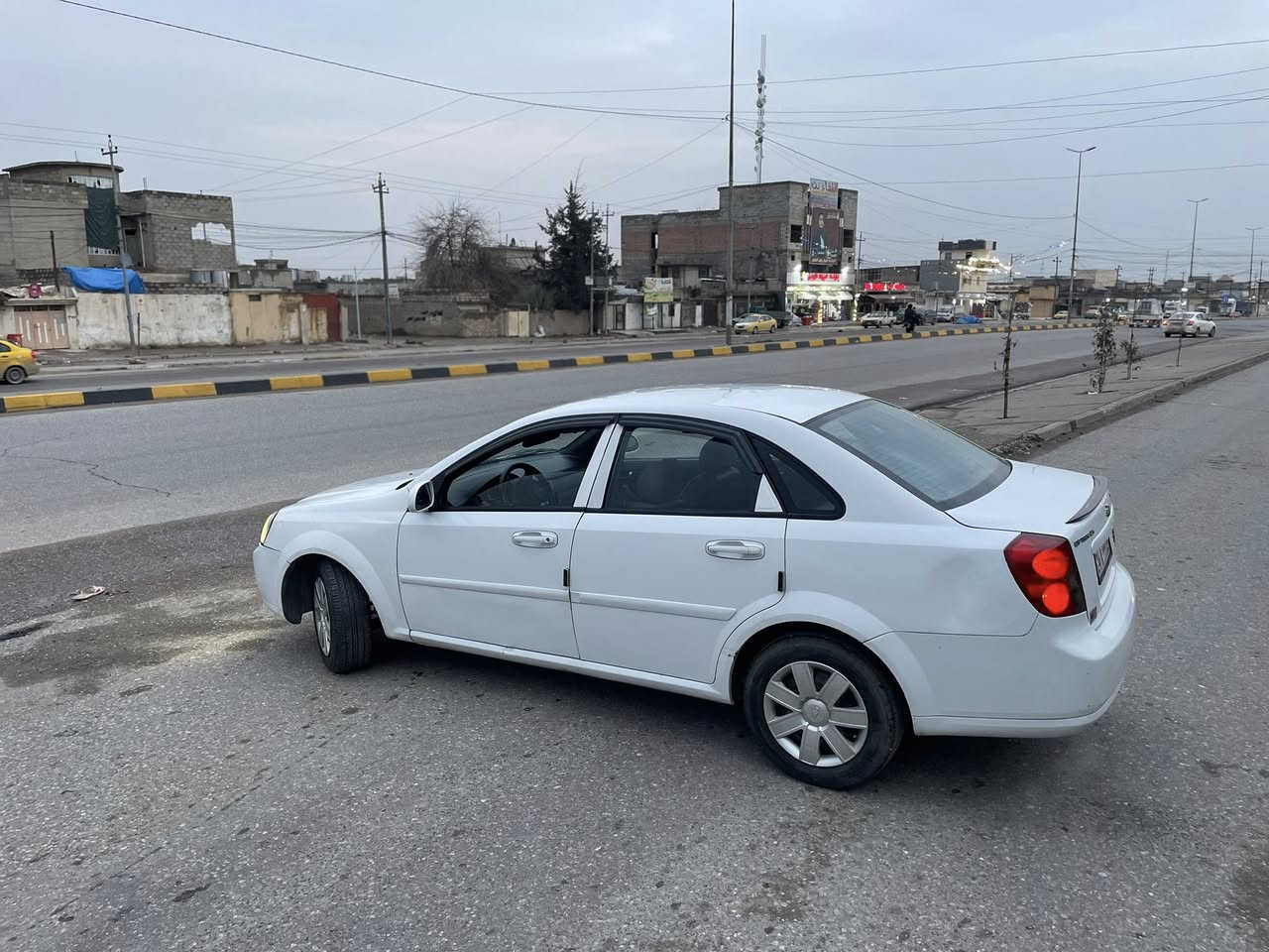 أوبترا
2012
كير محرك شرط 
كابون بانزين 
فول كير عادي 
تبريد 
بيها ثلاث قطع صبغ 
وسقف بي بارد 
68 ومجال 
سياره جاهزه 
***********
