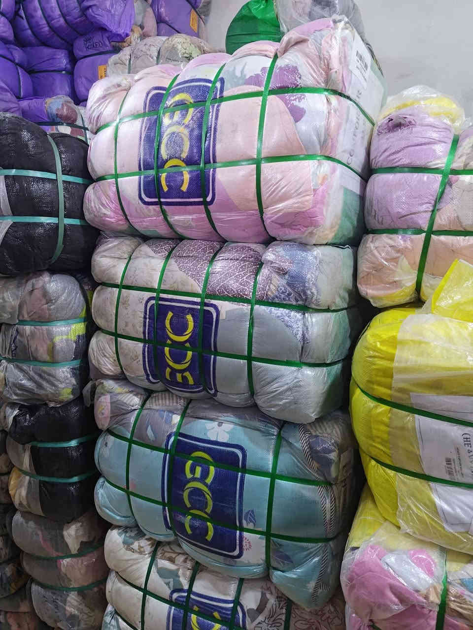 لحاف السعر 130 الفGCC درجة اولى 
لحاف السعر 75 الف GCC درجة ثانية
متوفر
كركوك - سوق القورية
***********
***********
