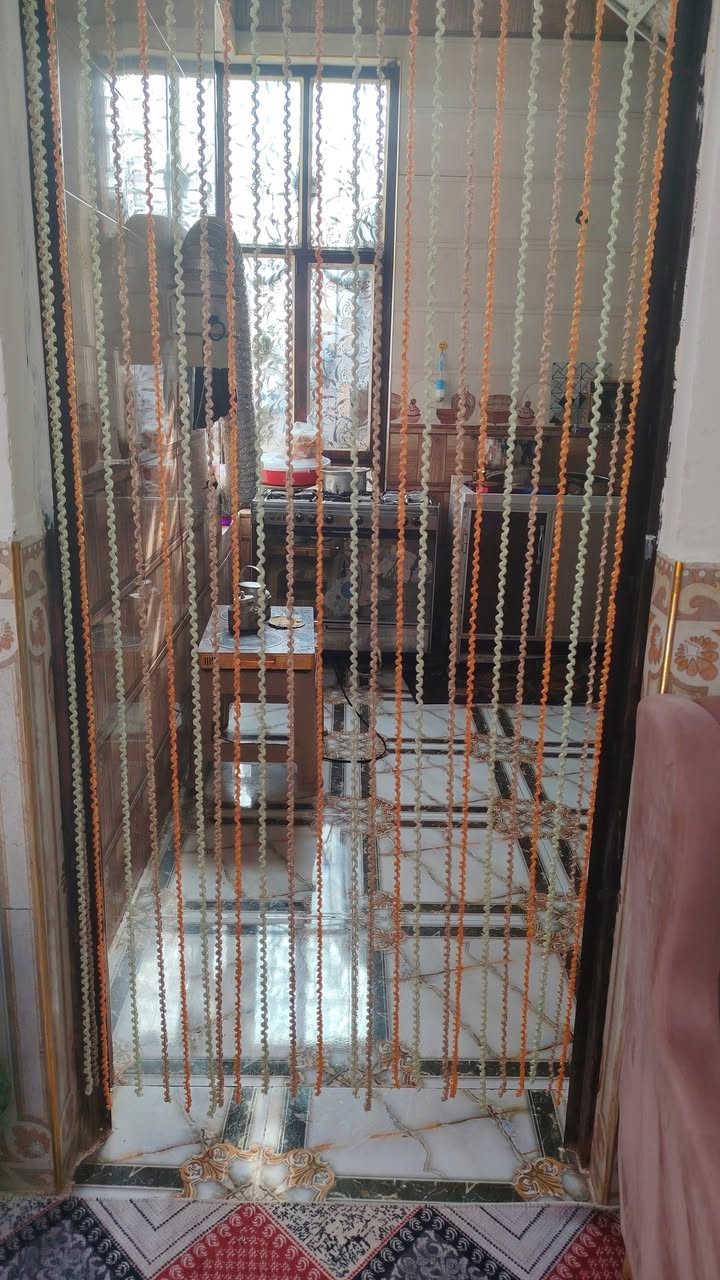 بيت للبيع خلف الكراج الموحد المساحه 115 متر بناء طابوك مسلح البيت جاهز من كلشي للاستفسار الاتصال ***********
