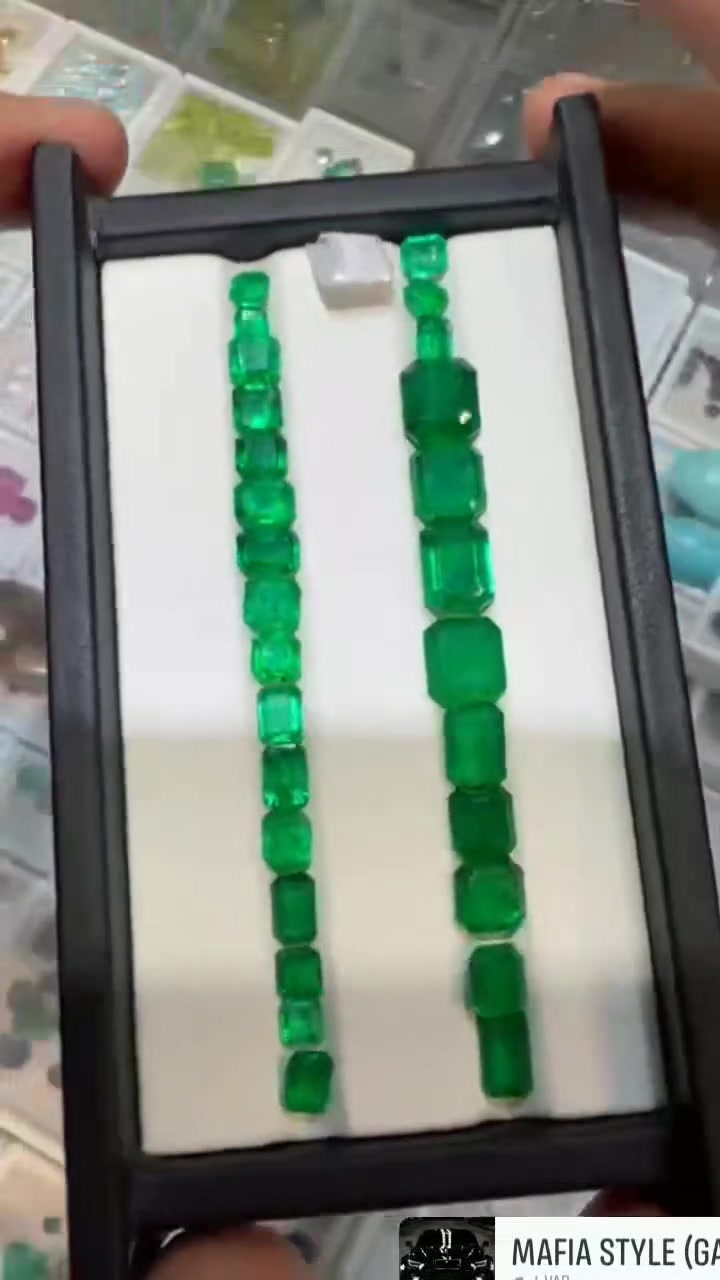 Swat Emerald
AAA Quality
Weight 50 carat
Size 1 to 4.45 carat
Price 500$ pr carat
Location Peshawar
Delivery worldwide
Payment Banks, crypto
Interested buyers contact on what'spp
+923159298147
Or join WhatsApp group for buy and sell gemstone and antique, minerals etc.

https://chat.whatsapp.com/CIRt1EC0jZY9deI7CIVWva?s=cl&p=a&mlu=0&amv=0

#emerald #gemstones #everyone #viralpost


**إذا كنت صاحب هذا الإعلان وتريد حذفه لأي سبب، رجاءا أرسل رسالة إلى الدعم الفني**