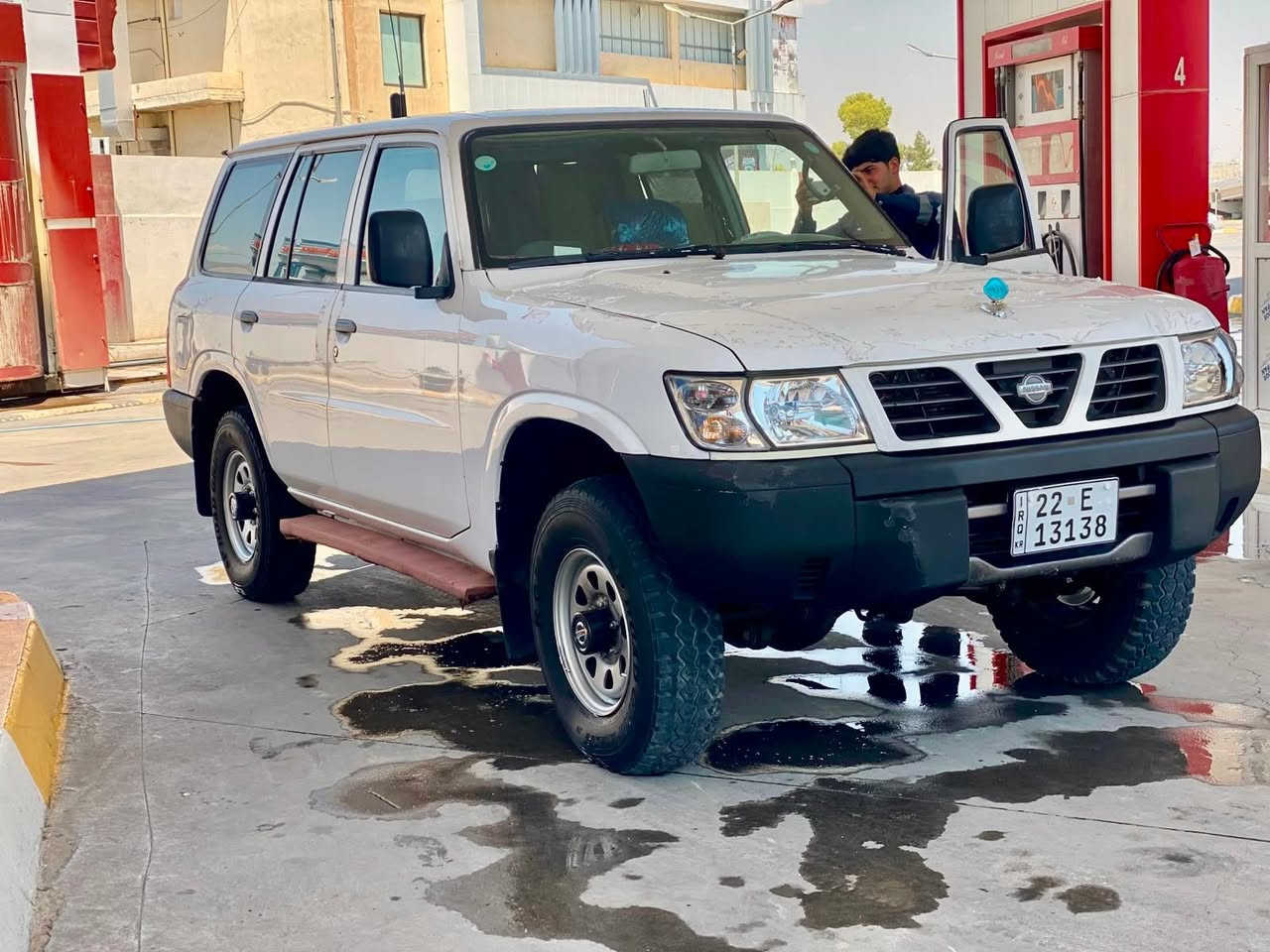 نيسان باترول موديل ٢٠٠١
صبغ اربع قطع بدون حادث غاز بانزين السياره جديده شرط التحويل او الوكاله السياره حرة تبريد ثلج شرط كير مكينه اكسل دفتر بانزين سنويه جديده الحد 2029 سياره ماشاءالله مابيه مصرف الف دينار العنوان ا.  السعر ١٢٠ وبيه مجال كركوك // ***********

