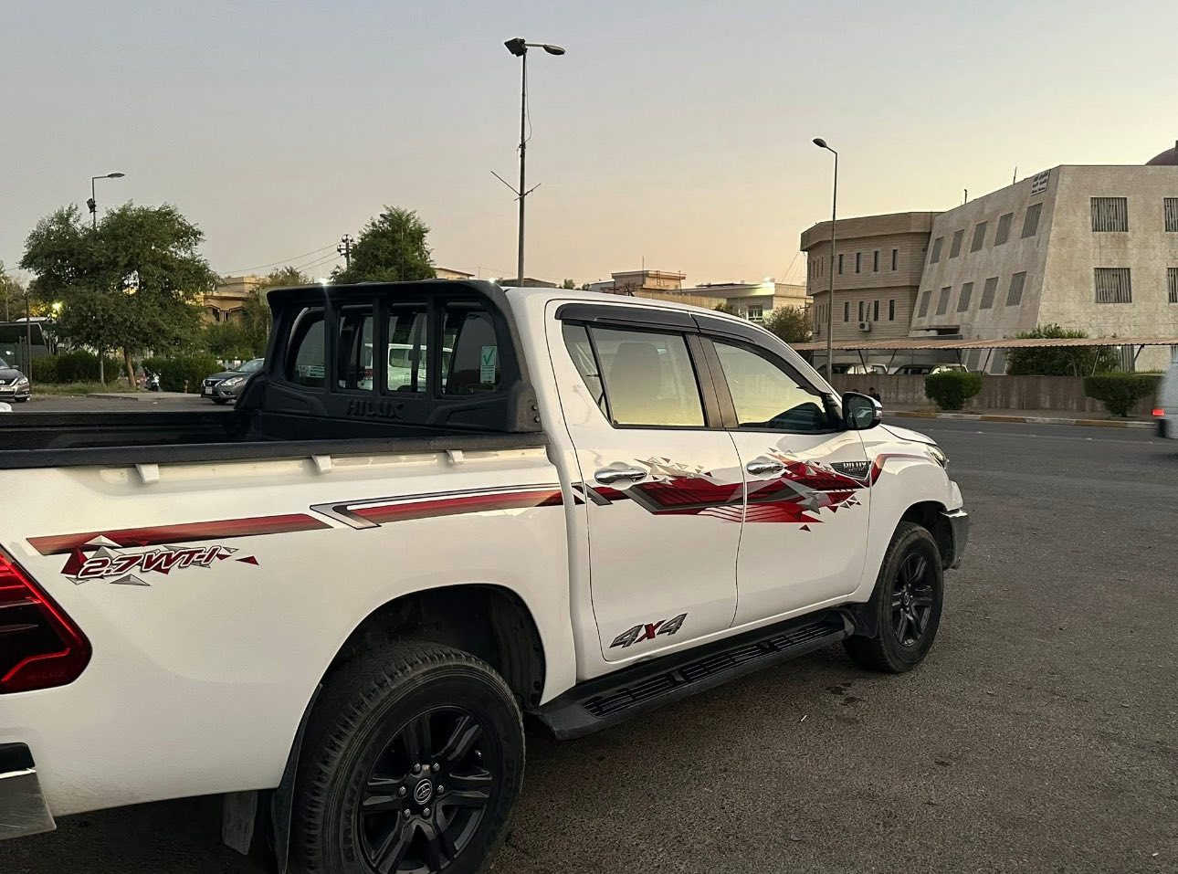 تۆیۆتا هایلۆکس 2022
110,000کیلۆمەتر رۆشتووە
تەحدیل و سبوخ بەشەرتە
گێر ئۆتۆماتیکە
سەیارەکە زۆر جوانە و خاوێنە مالی دۆستە
نرخ: 31,500$

ژمارە مۆبایل: ***********

لەگەڵ رێز
