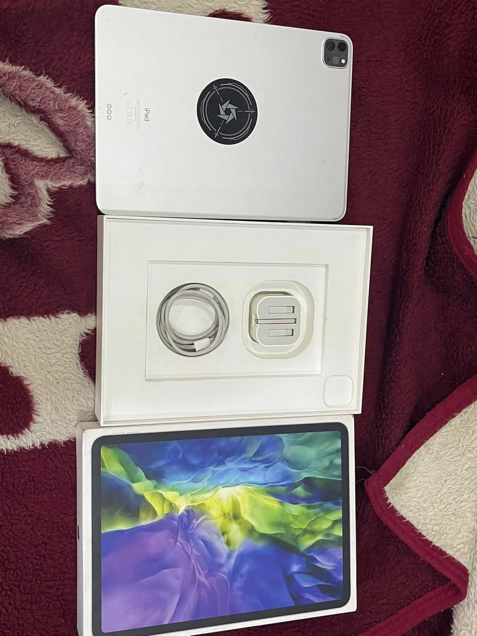 سلام عليكم ايباد ١١ برو
ذاكره 128
بطاريه 88
١١ بوصه 
انضف من نضيف سعره 650وبي مجال حلو 
مكاني الدوره ابو دشير رقم هاتف متواجد وتساب ***********
