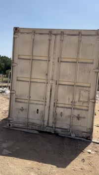 حاوية • نجف • ١٢م